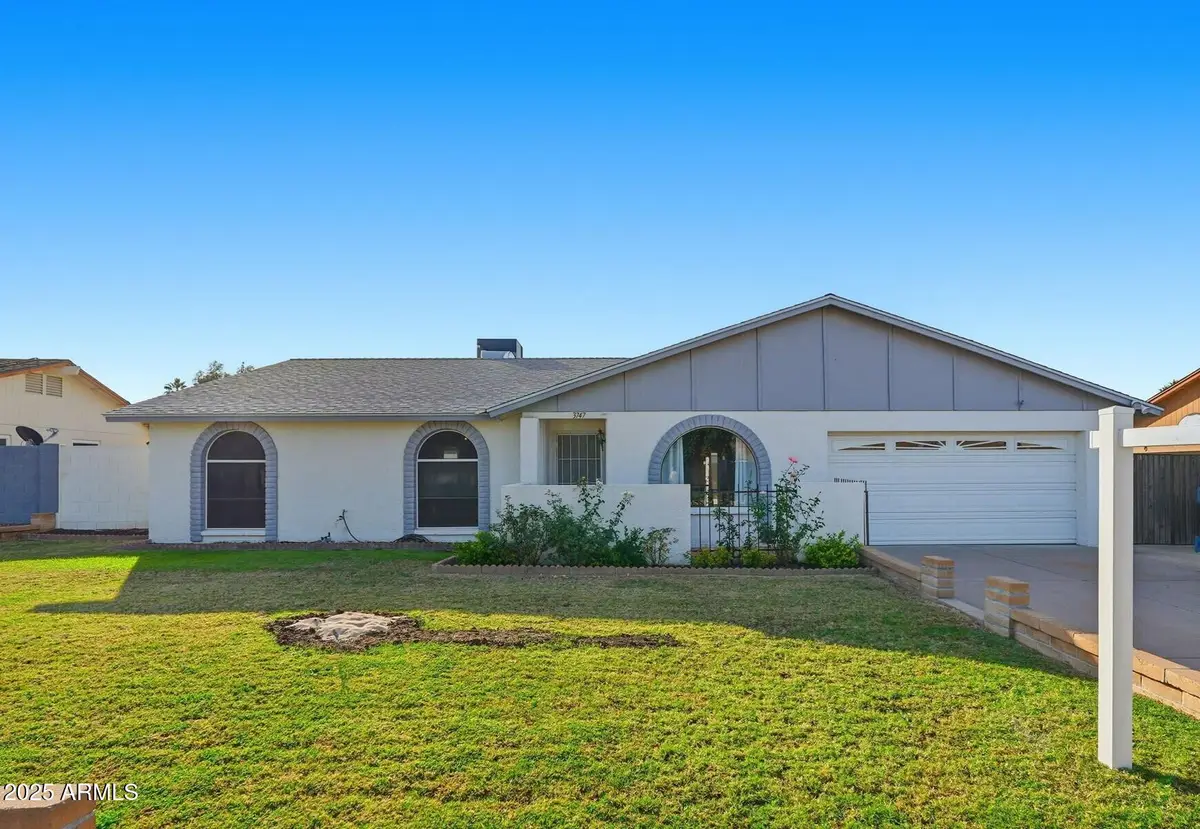 3747 W Campo Bello Drive, Phoenix, AZ 85308 - Image #1