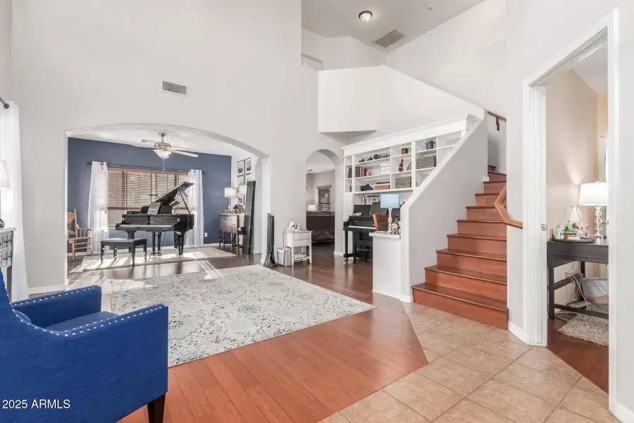 1111 E Blue Spruce Lane, Gilbert, AZ 85298 - Image #2