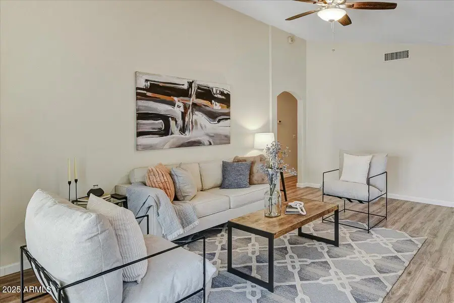 2009 E Villa Theresa Drive, Phoenix, AZ 85022 - Image #2