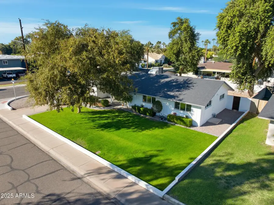 3002 E Mitchell Drive, Phoenix, AZ 85016 - Image #2