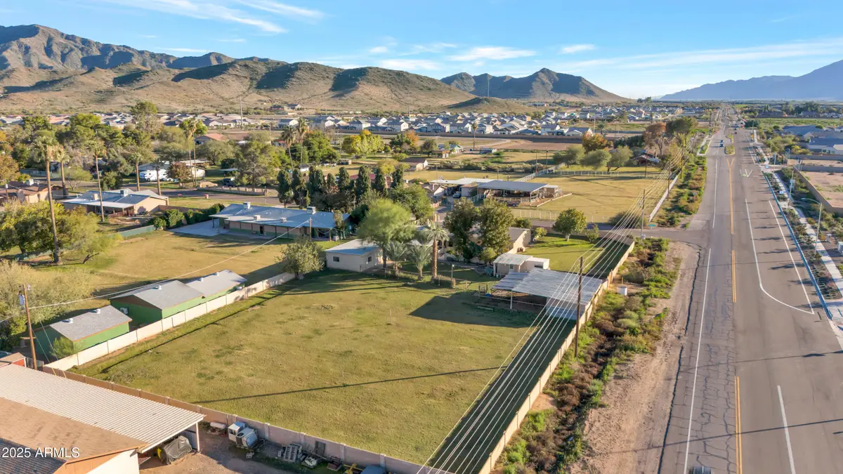 5040 W Steinway Drive, Laveen, AZ 85339 - Image #1