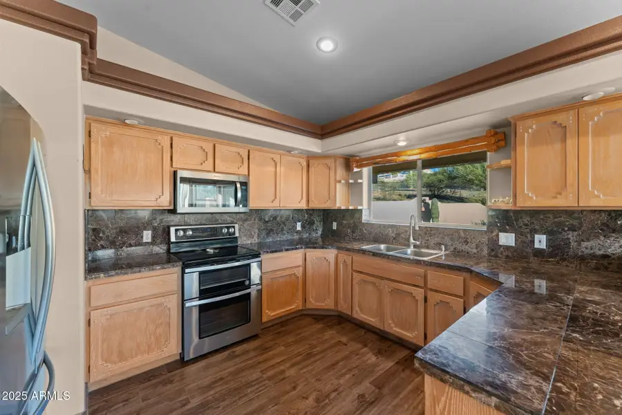 32822 Homestead Drive, Wickenburg, AZ 85390 - Image #2