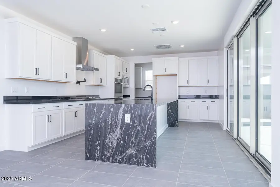 445 E La Estela Lane, San Tan Valley, AZ 85140 - #2