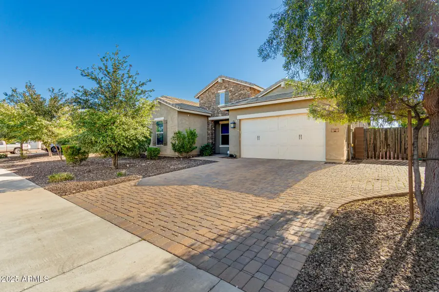 9383 W Via Del Sol Drive, Peoria, AZ 85383 - Image #2