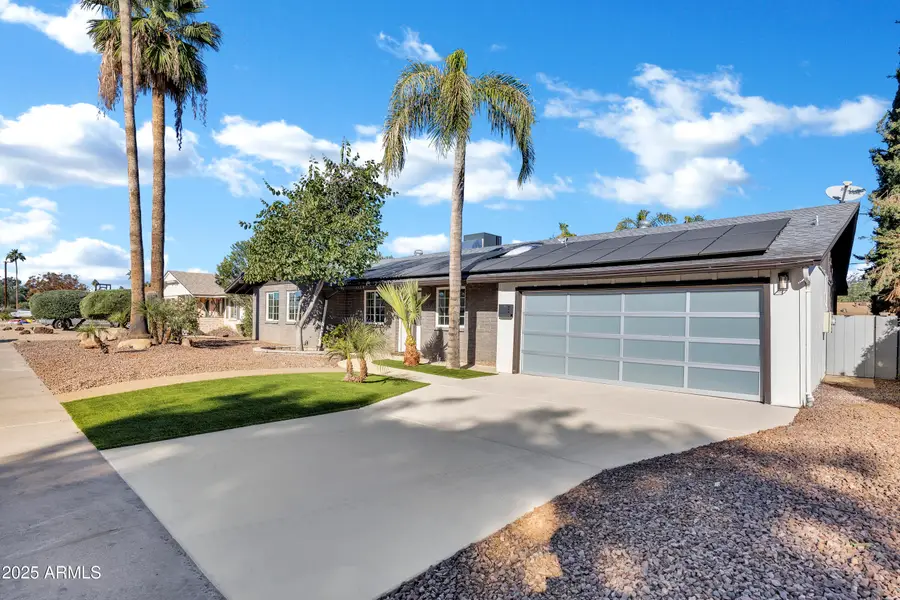 3828 E Sahuaro Drive, Phoenix, AZ 85028 - Image #2