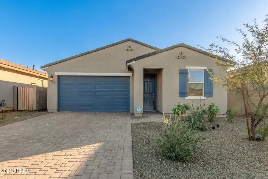 8937 W Albeniz Place, Phoenix, AZ 85353 - Image #2