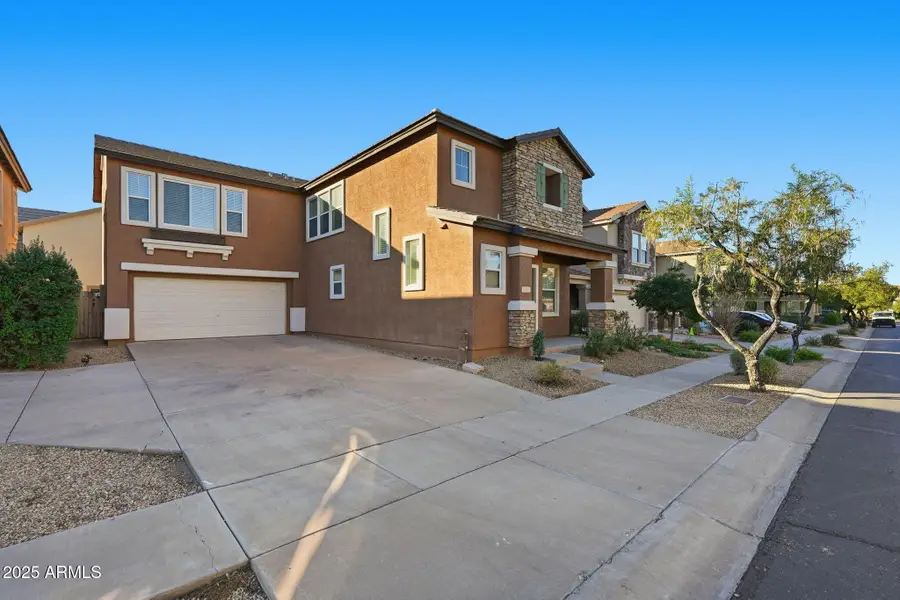 3005 W Ferruccio Place, Deer Valley, AZ 85086 - Image #3