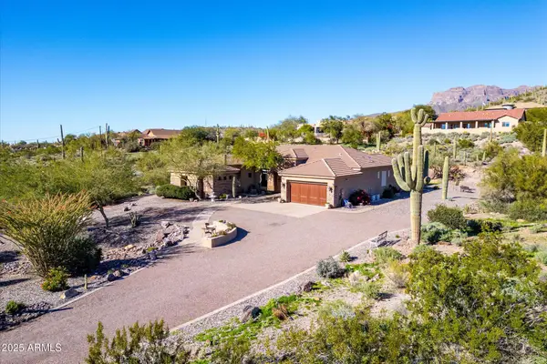 10290 E Engel Canyon Way, Gold Canyon, AZ 85118