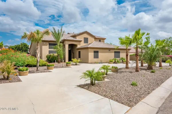 5322 W Whispering Wind Drive, Glendale, AZ 85310