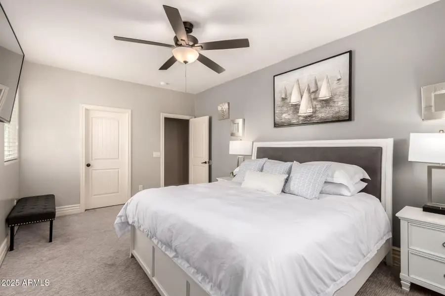 5322 W Whispering Wind Drive, Phoenix, AZ 85310 - Image #2