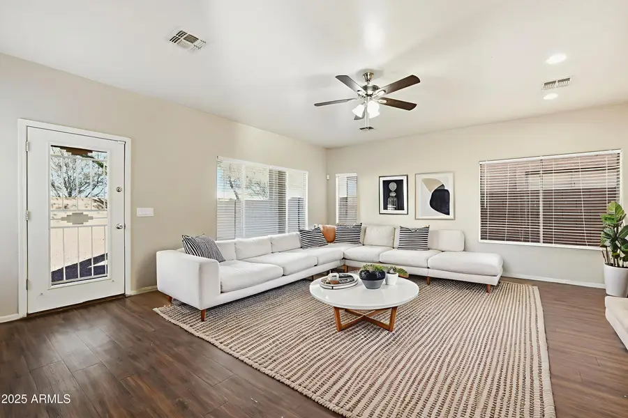 8852 W Hess Street, Phoenix, AZ 85353 - Image #2