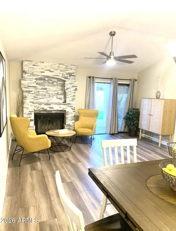 15239 S 37th Place, Phoenix, AZ 85044