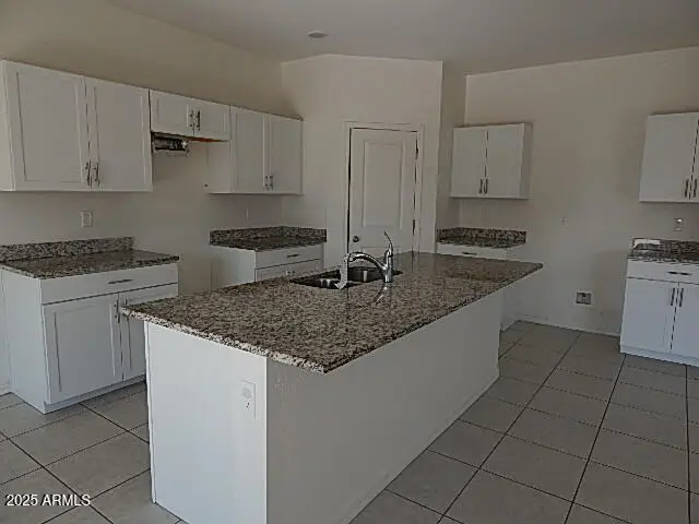 9517 W Illini Street, Phoenix, AZ 85353 - Image #3