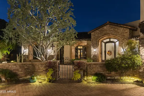 6102 E Sage Drive, Paradise Valley, AZ 85253