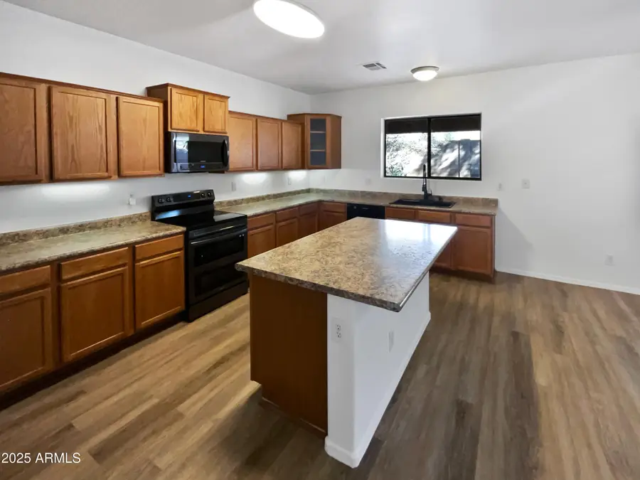 5723 S 236th Drive, Buckeye, AZ 85326 - Image #2