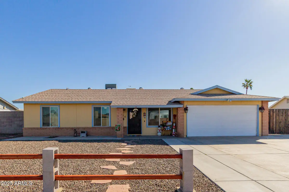 6925 W Sunnyslope Lane, Peoria, AZ 85345 - Image #1