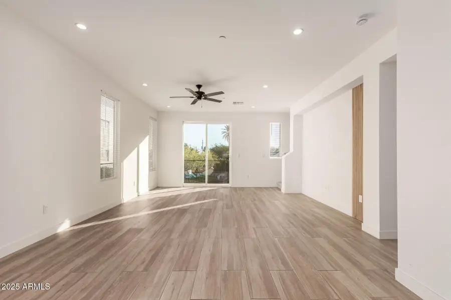 825 N 9th Avenue #10, Phoenix, AZ 85007 - Image #2