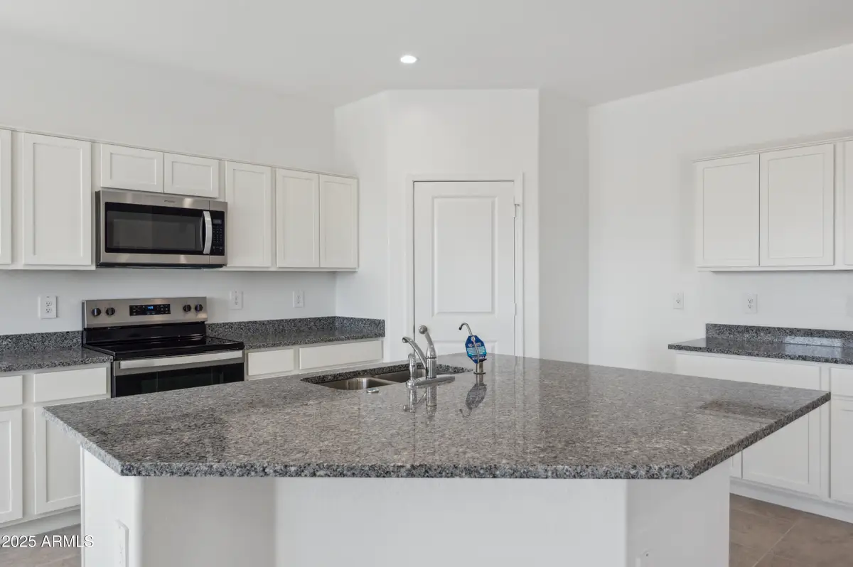 175 S Almoner Lane S, Casa Grande, AZ 85122 - Image #1