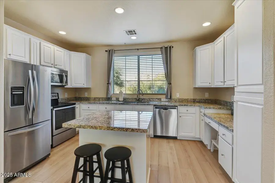 4455 E Paradise Village Parkway S #1059, Phoenix, AZ 85032 - Image #2