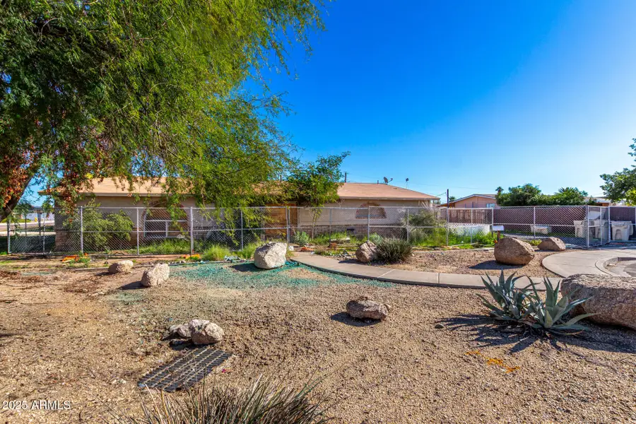 16047 N 67th Avenue, Glendale, AZ 85306 - Image #3