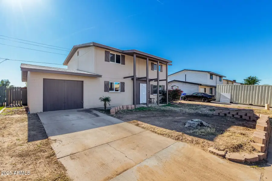 8201 W Whitton Avenue, Phoenix, AZ 85033 - Image #2