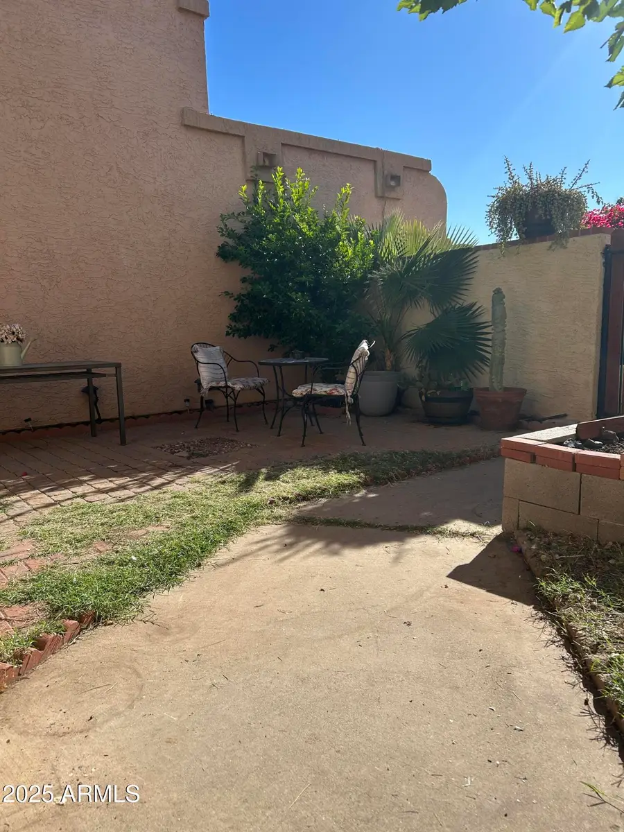 522 E Topeka Drive, Phoenix, AZ 85024 - Image #2