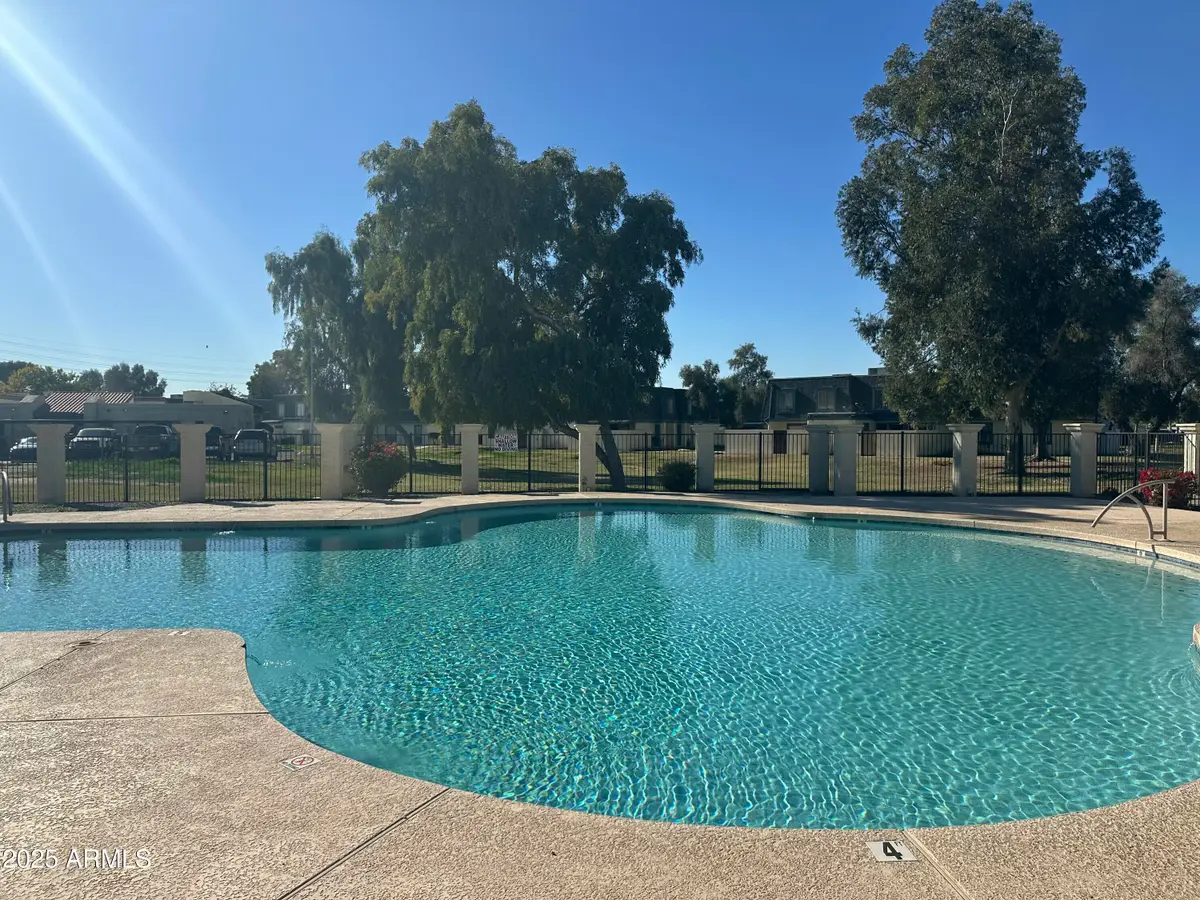 8053 N 32nd Drive, Phoenix, AZ 85051 - Image #1