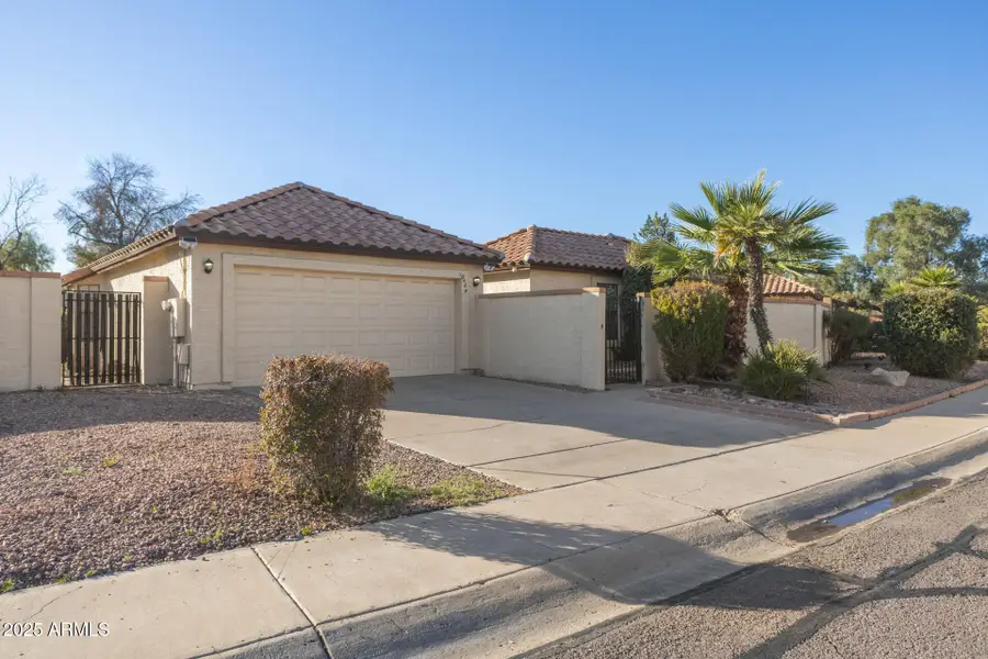 10428 N 53rd Drive, Glendale, AZ 85302 - Image #2