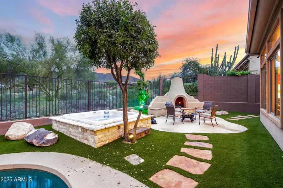 2302 W Hazelhurst Drive, Anthem, AZ 85086 - Image #2