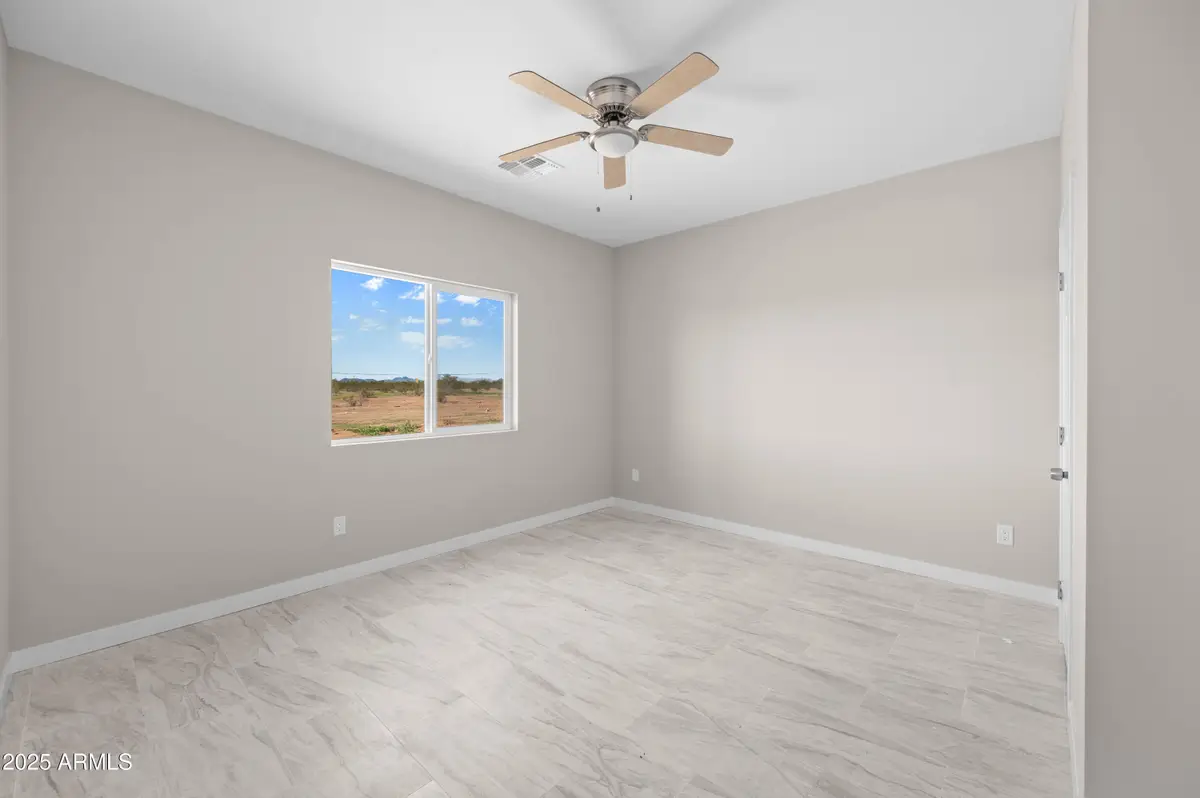 21820 W White Pine Drive, Wittmann, AZ 85361 - Image #1