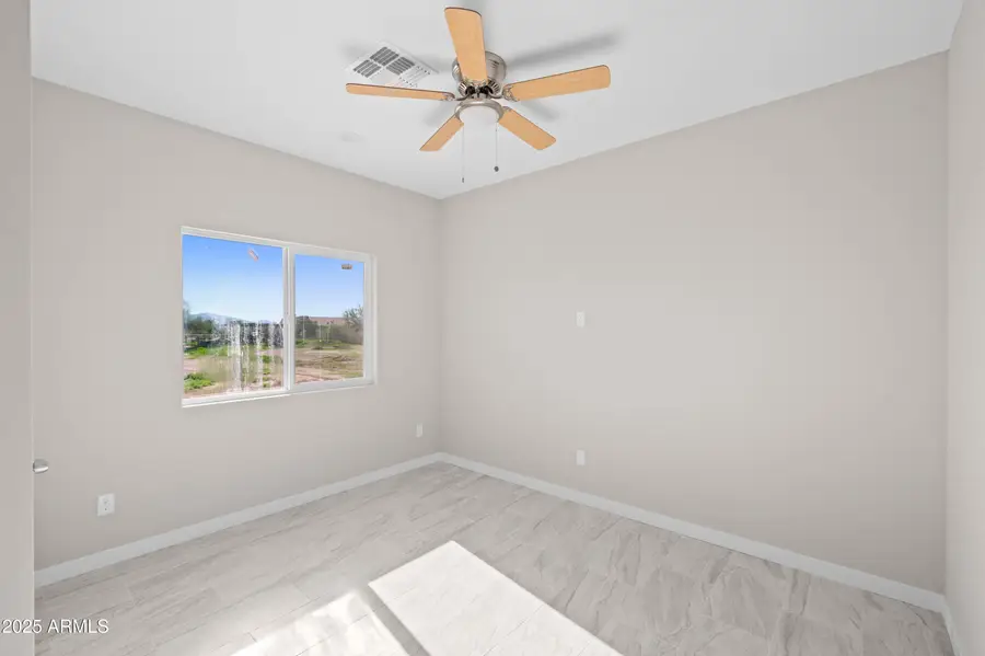 21820 W White Pine Drive, Wittmann, AZ 85361 - Image #3