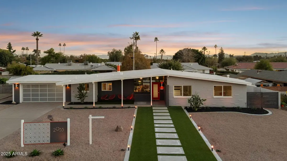 2055 W Windsor Avenue, Phoenix, AZ 85009 - Image #1