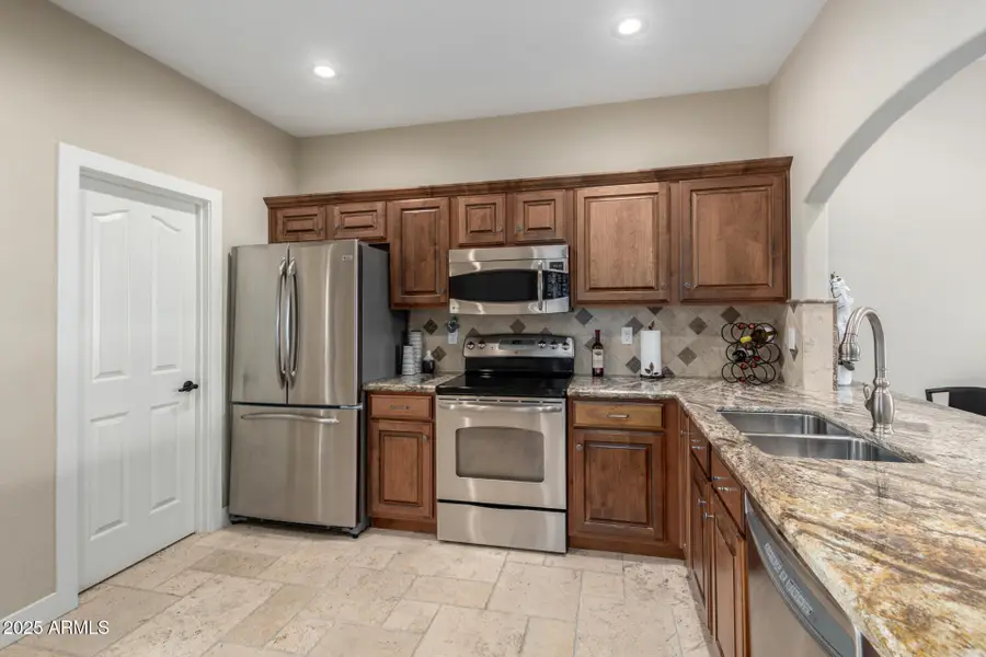 7021 E Earll Drive #213, Scottsdale, AZ 85251 - Image #2