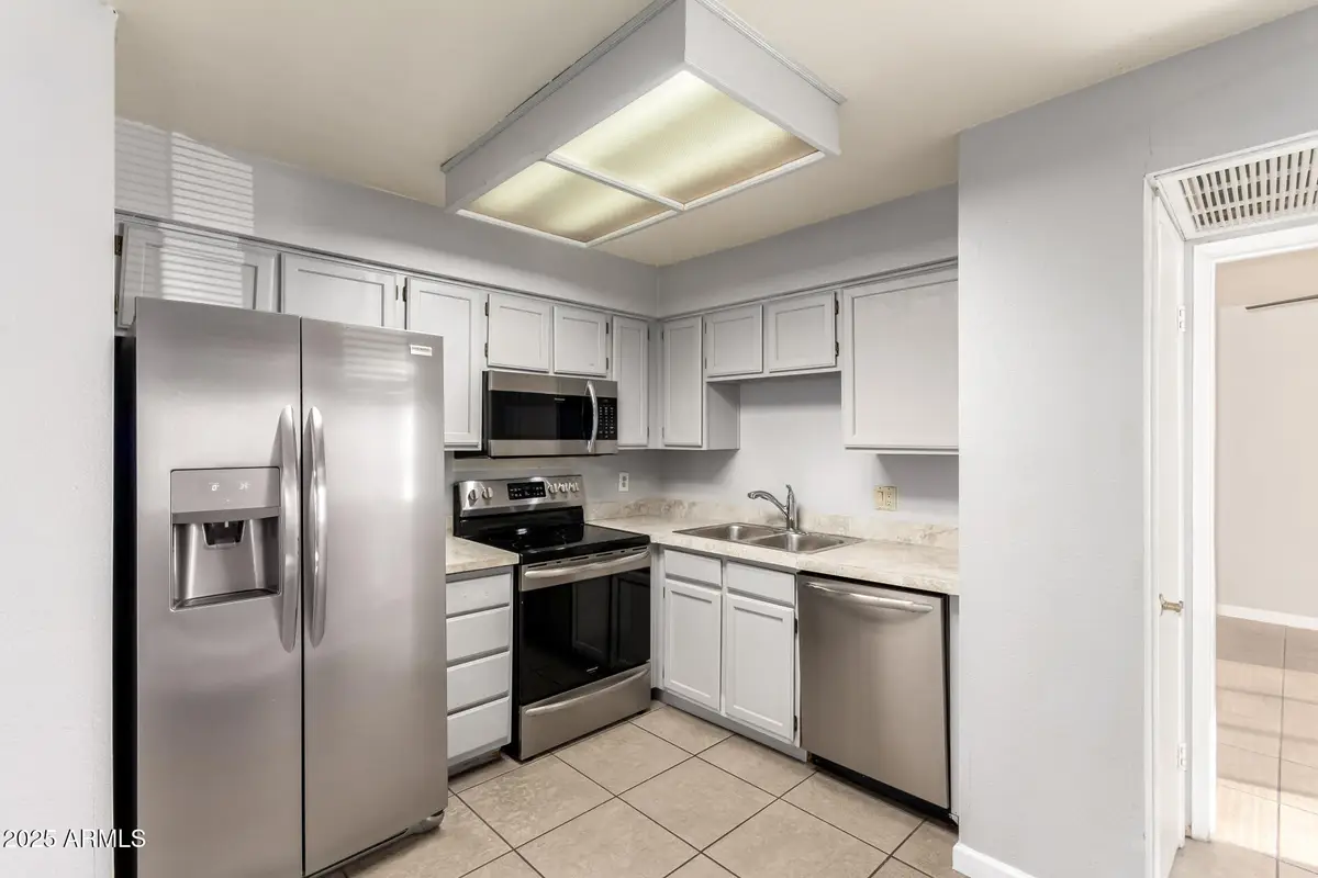 4901 S Calle Los Cerros Drive #233, Tempe, AZ 85282 - Image #1