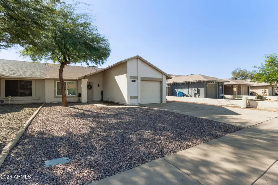 1833 E Sandra Terrace, Phoenix, AZ 85022 - Image #2