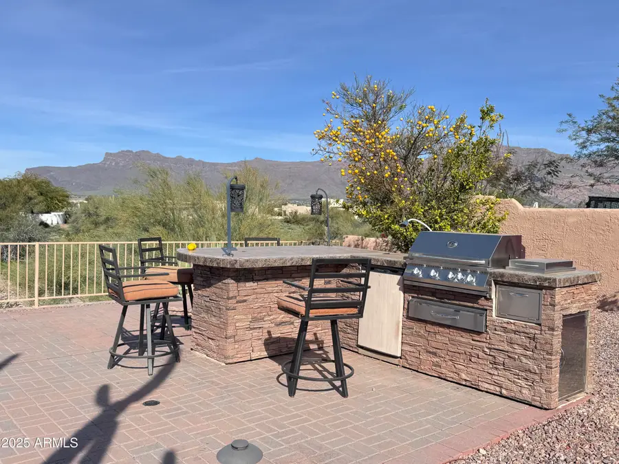 10322 E Breathless Drive, Gold Canyon, AZ 85118 - Image #2