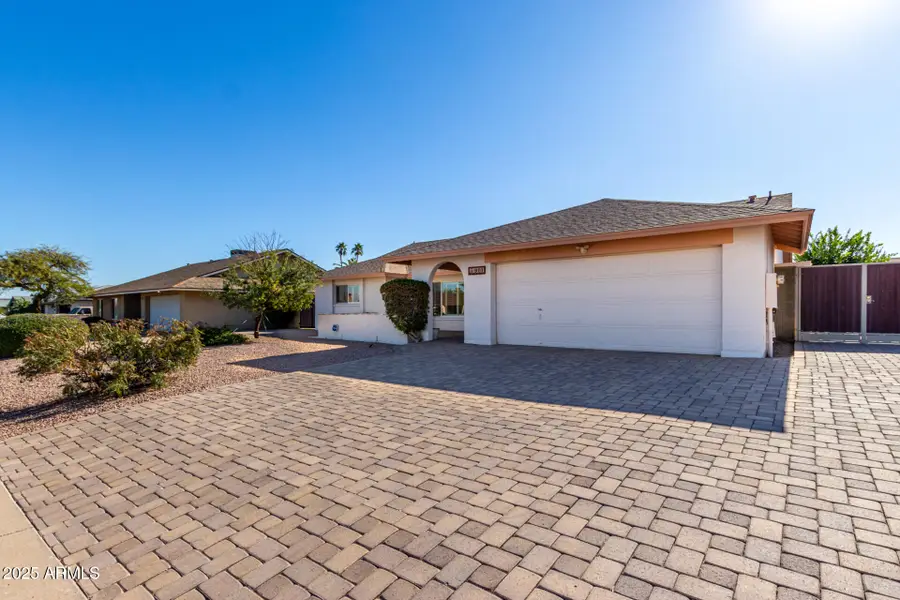 901 W Lodge Drive, Tempe, AZ 85283 - Image #2