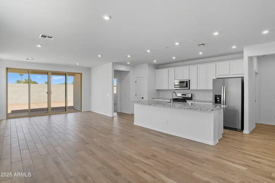 7438 W Rose Lane, Glendale, AZ 85303 - Image #3