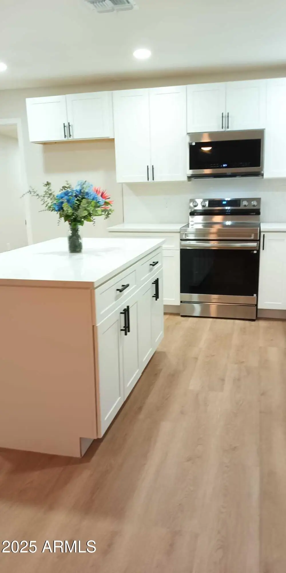 8539 N 30th Drive, Phoenix, AZ 85051 - Image #1