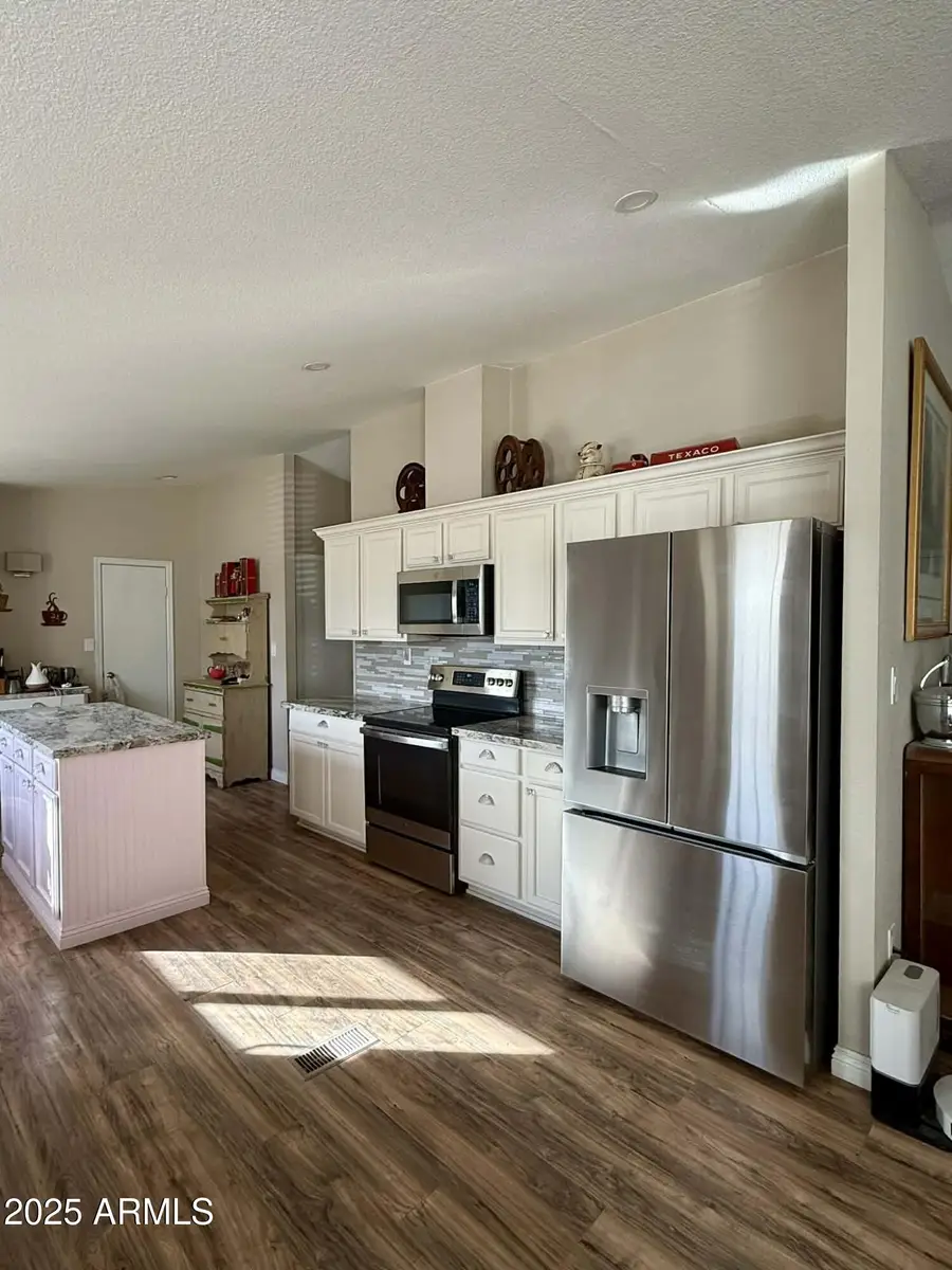 11812 S 212th Avenue, Buckeye, AZ 85326 - Image #3