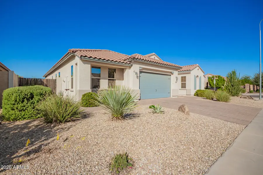 1672 S Sunset Drive, Chandler, AZ 85286 - Image #2