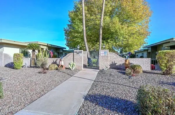 9970 W Royal Oak Road #M, Sun City, AZ 85351