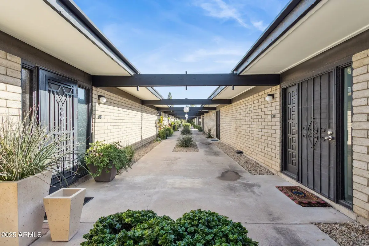 110 W Missouri Avenue #25, Phoenix, AZ 85013 - Image #1