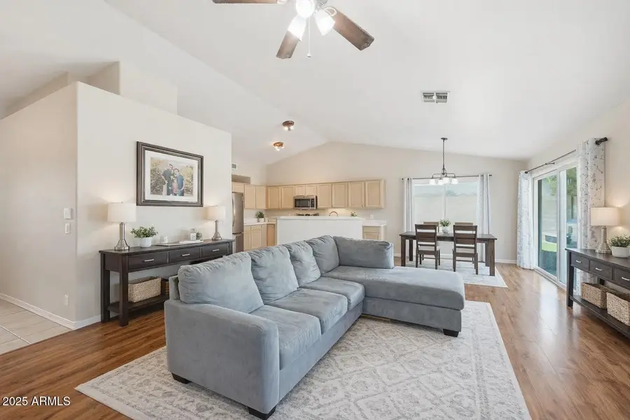 20025 N 2nd Avenue, Phoenix, AZ 85027 - Image #2