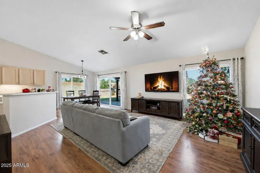 20025 N 2nd Avenue, Phoenix, AZ 85027 - Image #3