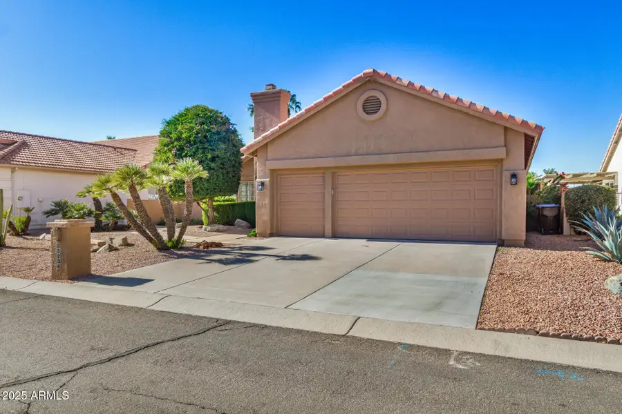 25236 S Flame Tree Drive, Sun Lakes, AZ 85248 - Image #2