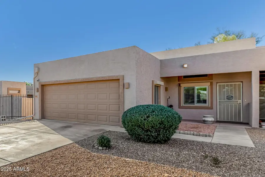 948 S Lawther Drive, Apache Junction, AZ 85120 - Image #2