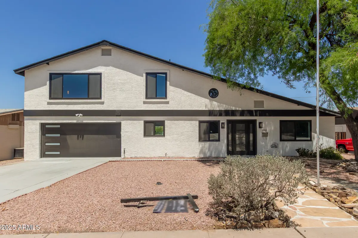 2210 E Everett Drive, Phoenix, AZ 85022 - #1