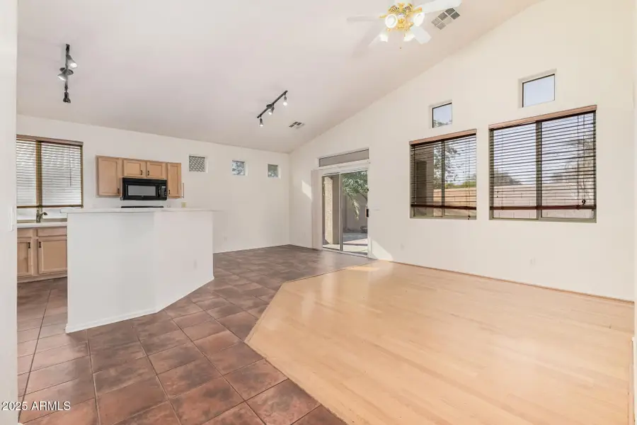 2205 S Harper --, Mesa, AZ 85209 - #3