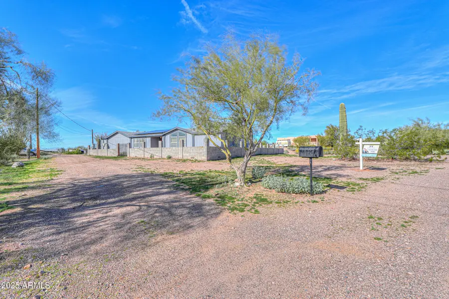176 N Acacia Road, Apache Junction, AZ 85119 - Image #2